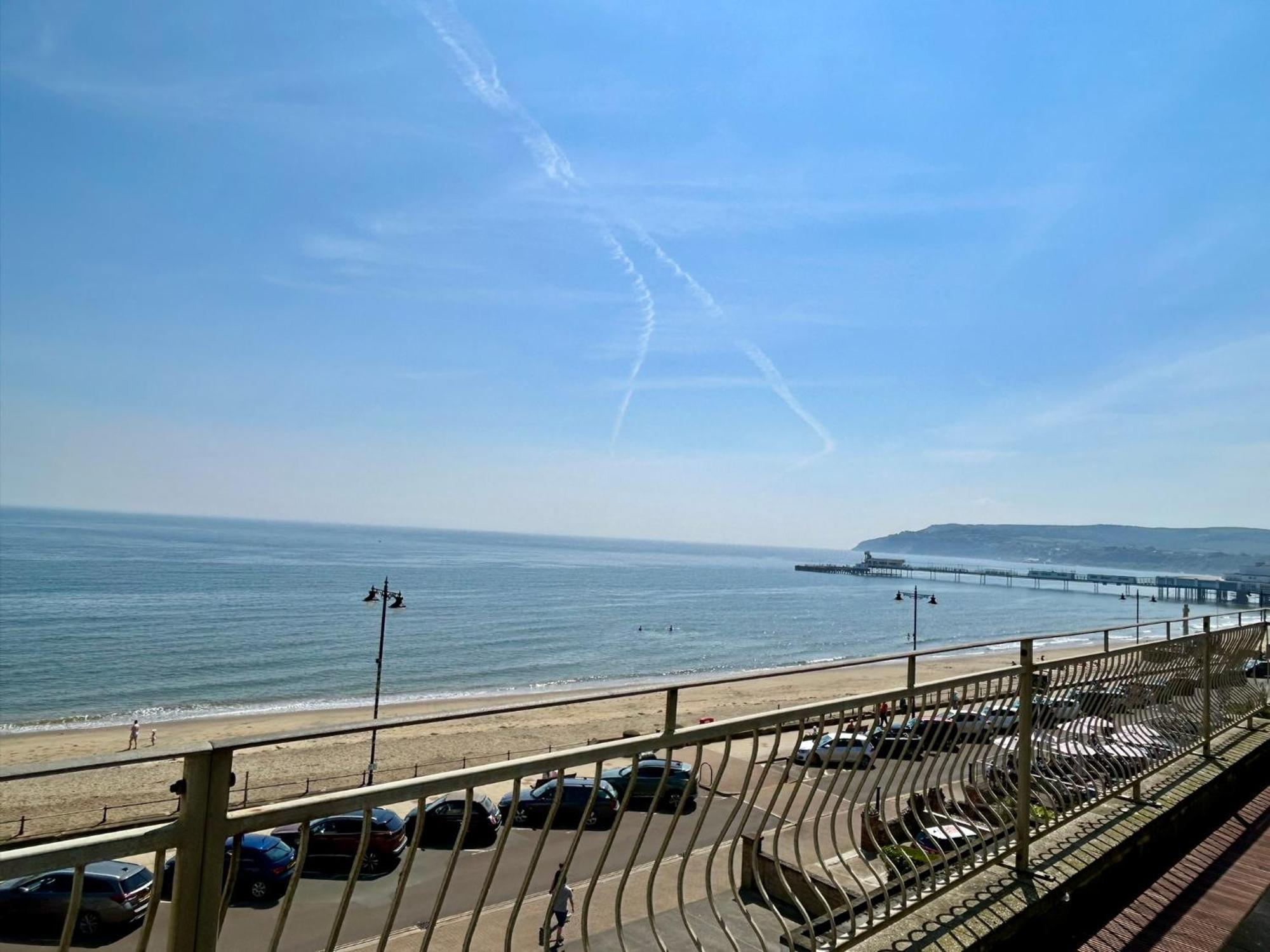 Bay View - Seafront, Sandown - Free Car Ferry For Bookings Of 3 Or More Nights, Subject To Availability Buitenkant foto