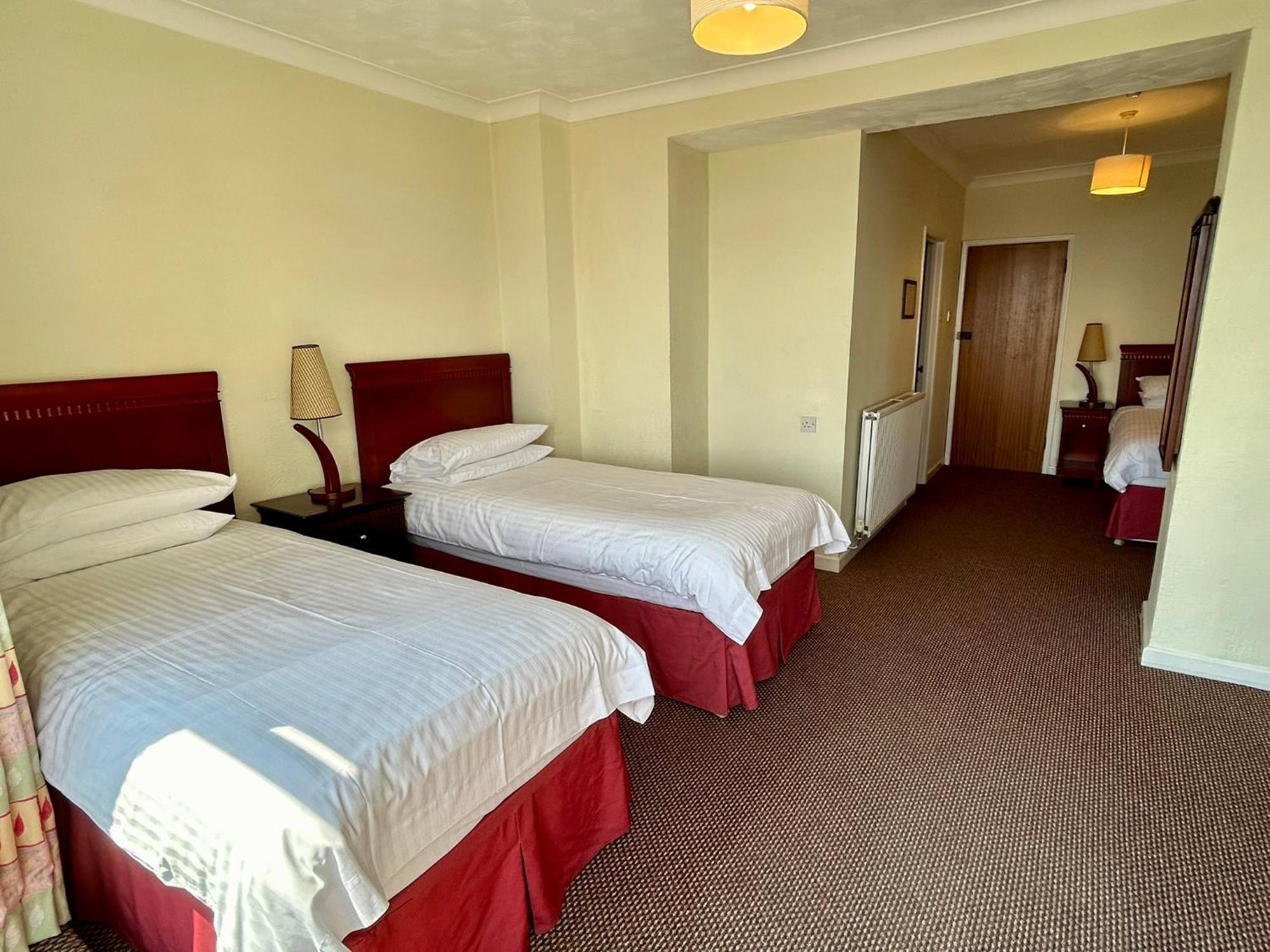 Bay View - Seafront, Sandown - Free Car Ferry For Bookings Of 3 Or More Nights, Subject To Availability Buitenkant foto