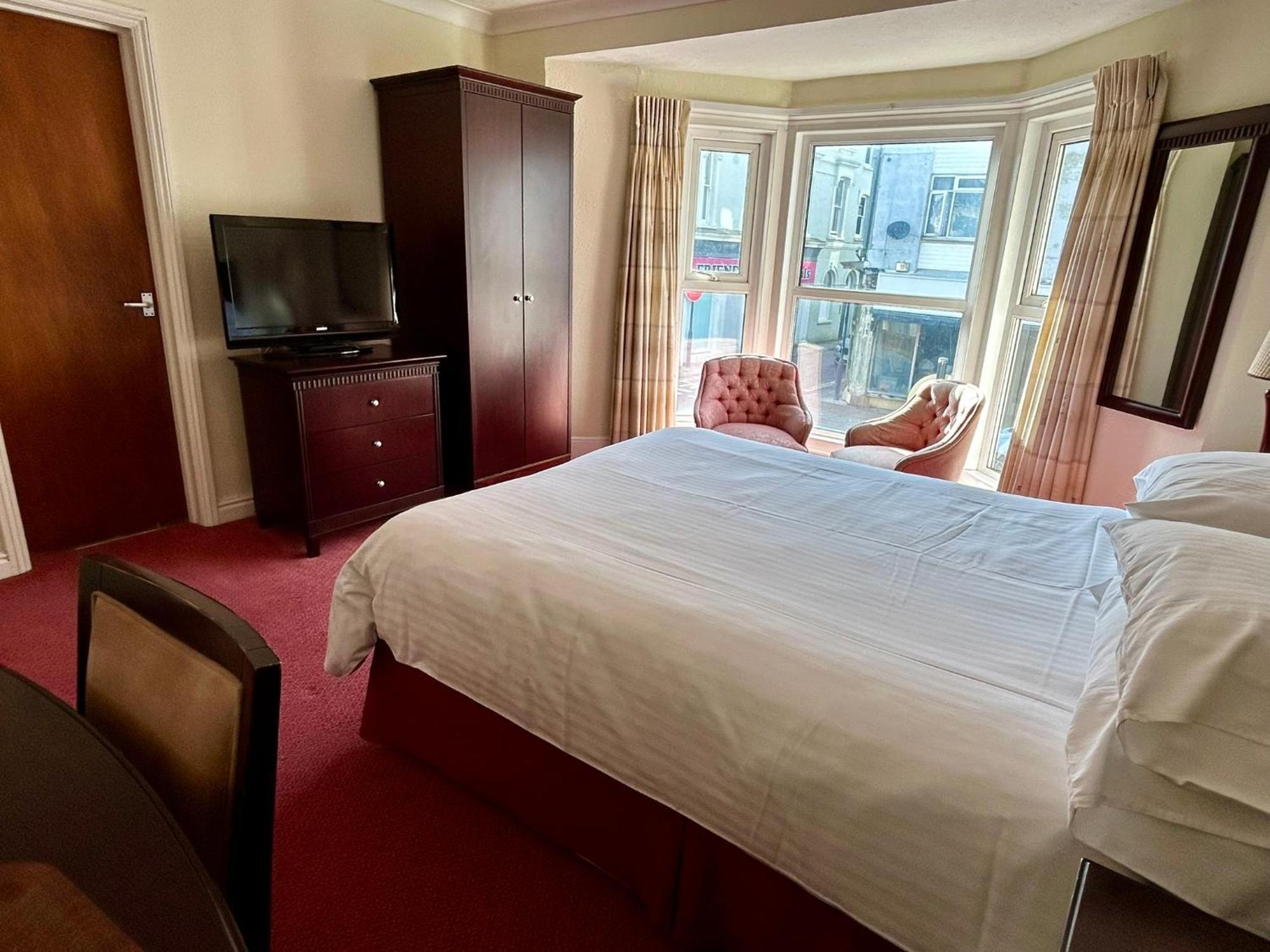 Bay View - Seafront, Sandown - Free Car Ferry For Bookings Of 3 Or More Nights, Subject To Availability Buitenkant foto